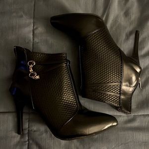 High heeled boots